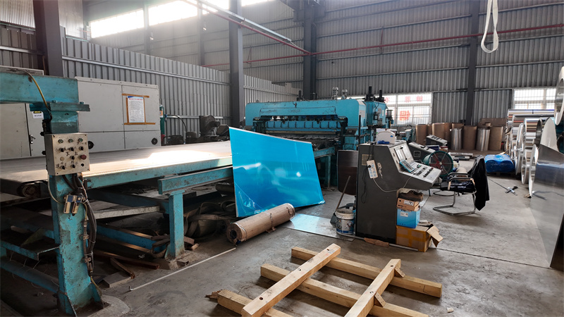 Overview of CYMBER Aluminum Professional Warehouse02